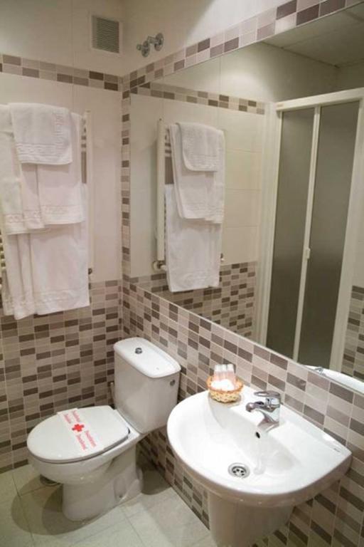 Hostal Colon Getafe Bilik gambar