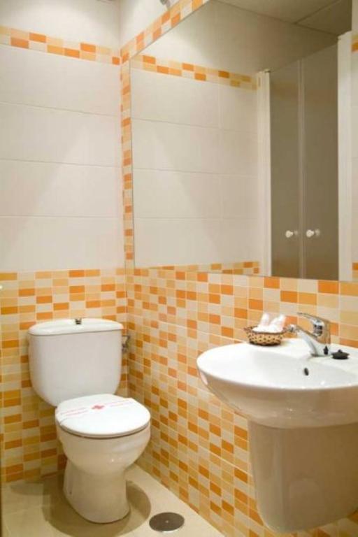 Hostal Colon Getafe Bilik gambar