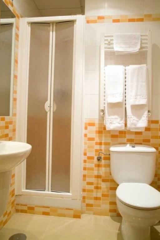 Hostal Colon Getafe Bilik gambar