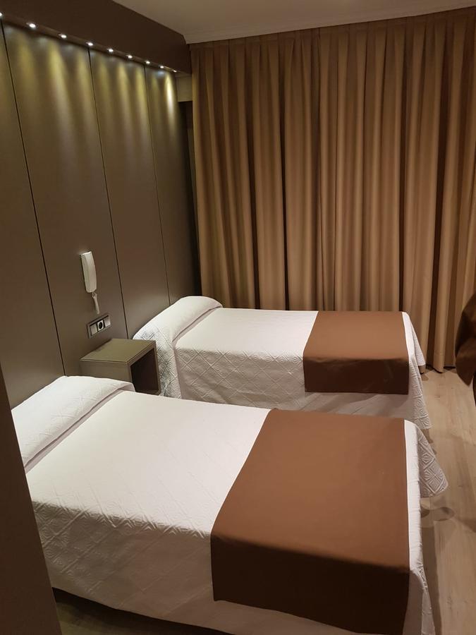 Hostal Colon Getafe Luaran gambar